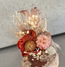 Load image into Gallery viewer, Mini Preserved flowers Xmas dome with glitter bauble - Rustic
