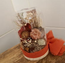Load image into Gallery viewer, Mini Preserved flowers Xmas dome with glitter bauble - Rustic