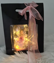 Load image into Gallery viewer, Medium dome w blush rose flowers, gift box & ribbon w lights - MOT18