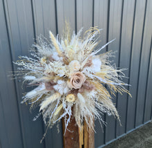 Load image into Gallery viewer, Boho Everlasting flowers centerpiece #2