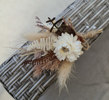 Load image into Gallery viewer, Boho Style Everlasting flowers Wedding elopement set