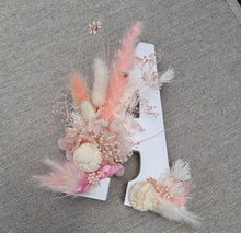 Load image into Gallery viewer, Everlasting flowers letter A