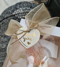 Load image into Gallery viewer, Preserved Everlasting flowers letter S - 15cm - White & pink