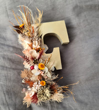 Load image into Gallery viewer, Preserved Everlasting flowers letter F - 15cm - Rustic Gold