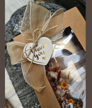 Load image into Gallery viewer, Preserved Everlasting flowers letter F - 15cm - Rustic Gold