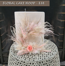 Load image into Gallery viewer, Blush cake hoop with mini preserved rose