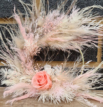 Load image into Gallery viewer, Blush cake hoop with mini preserved rose