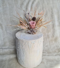 Load image into Gallery viewer, Dusty pink & neutral preserved flowers cake topper