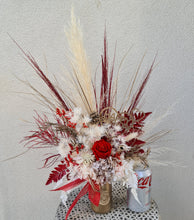 Load image into Gallery viewer, Everlasting red rose with "Happy Birthday" Love heart & Bag