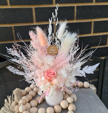 Load image into Gallery viewer, Peach/pink mini preserved rose with free bag & tag