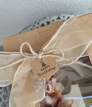 Load image into Gallery viewer, Preserved Everlasting flowers letter H - 15cm - White & Antique Gold