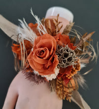 Load image into Gallery viewer, Order AL - 3 x preserved flowers rustic corsages

