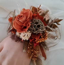 Load image into Gallery viewer, Order AL - 3 x preserved flowers rustic corsages
