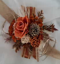 Load image into Gallery viewer, Order AL - 3 x preserved flowers rustic corsages
