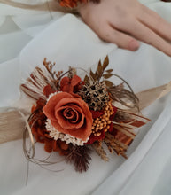 Load image into Gallery viewer, Order AL - 3 x preserved flowers rustic corsages

