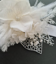 Load image into Gallery viewer, Boho white &amp; silver everlasting flowers corsage &amp; buttonhole – school formal
