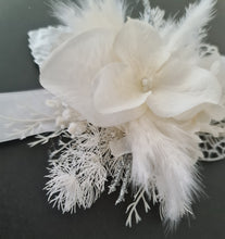 Load image into Gallery viewer, Boho white &amp; silver everlasting flowers corsage &amp; buttonhole – school formal
