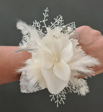Load image into Gallery viewer, Boho white &amp; silver everlasting flowers corsage &amp; buttonhole – school formal
