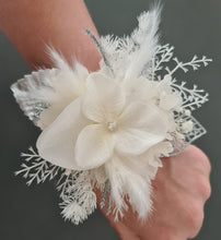 Load image into Gallery viewer, Boho white &amp; silver everlasting flowers corsage &amp; buttonhole – school formal
