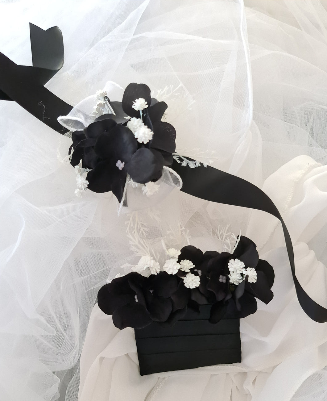 Black & white everlasting flowers corsage & pocket flowers – wedding / school formal