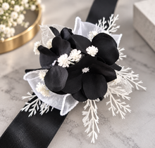 Load image into Gallery viewer, Black &amp; white everlasting flowers corsage &amp; pocket flowers – wedding / school formal
