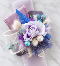 Load image into Gallery viewer, Preserved flowers pastel colours corsage
