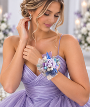 Load image into Gallery viewer, Preserved flowers pastel colours corsage

