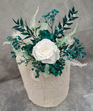 Load image into Gallery viewer, Emerald &amp; white preserved flowers cake topper

