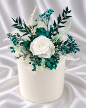 Load image into Gallery viewer, Emerald &amp; white preserved flowers cake topper
