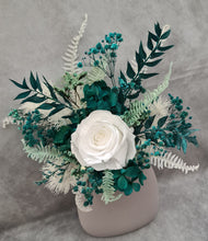 Load image into Gallery viewer, Emerald &amp; white preserved flowers cake topper
