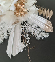 Load image into Gallery viewer, Floral Cake topper in white &amp; champagne gold
