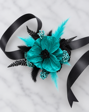 Load image into Gallery viewer, Emerald &amp; Black Everlasting flowers Corsage w Anemone - School Prom / Formal
