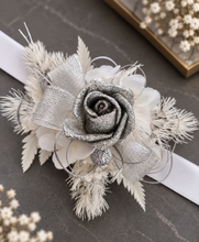 Load image into Gallery viewer, Silver &amp; white Everlasting flowers corsage  - School Formal / Prom
