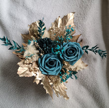 Load image into Gallery viewer, Triple floral cake topper - emerald green &amp; champagne gold glitter
