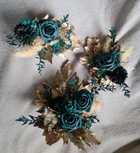 Load image into Gallery viewer, Triple floral cake topper - emerald green &amp; champagne gold glitter
