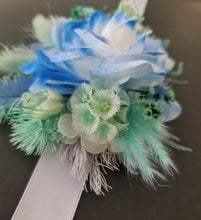 Load image into Gallery viewer, Mint, white &amp; blue School formal / prom Corsage &amp; buttonhole set
