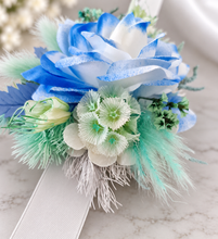 Load image into Gallery viewer, Mint, white &amp; blue School formal / prom Corsage &amp; buttonhole set
