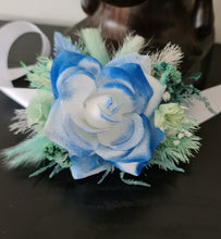 Load image into Gallery viewer, Mint, white &amp; blue School formal / prom Corsage &amp; buttonhole set
