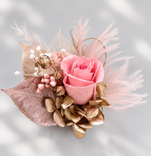 Load image into Gallery viewer, Mini preserved rose peach/pink School formal / prom Corsage &amp; buttonhole set
