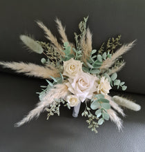 Load image into Gallery viewer, Everlasting flowers cake topper - Sage &amp; neutral
