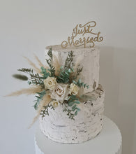Load image into Gallery viewer, Everlasting flowers cake topper - Sage &amp; neutral
