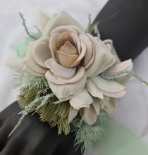 Load image into Gallery viewer, Simple sage green everlasting flowers corsage – school formal, prom, wedding
