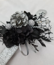 Load image into Gallery viewer, Snap lock corsage silver &amp; black preserved flowers – school formal, prom, graduation

