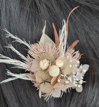 Load image into Gallery viewer, Preserved flowers bobby pin large x 3 nude &amp; brown
