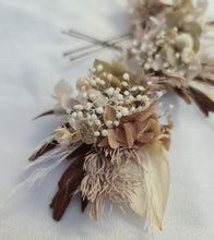 Load image into Gallery viewer, Preserved flowers bobby pin large x 3 nude &amp; brown
