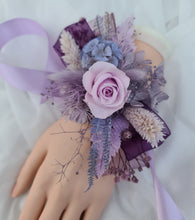 Load image into Gallery viewer, Violet purple tones preserved flowers corsage - School formal, prom, graduation, wedding
