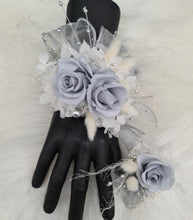 Load image into Gallery viewer, Preserved flowers snap lock corsage &amp; buttonhole - silver, grey &amp; white - School formal, prom, graduation, wedding
