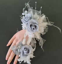 Load image into Gallery viewer, Preserved flowers snap lock corsage &amp; buttonhole - silver, grey &amp; white - School formal, prom, graduation, wedding
