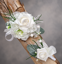 Load image into Gallery viewer, Green &amp; white corsage &amp; buttonhole set Style 4 - School formal, prom, graduation, wedding
