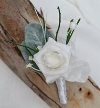 Load image into Gallery viewer, Green &amp; white corsage &amp; buttonhole set Style 4 - School formal, prom, graduation, wedding
